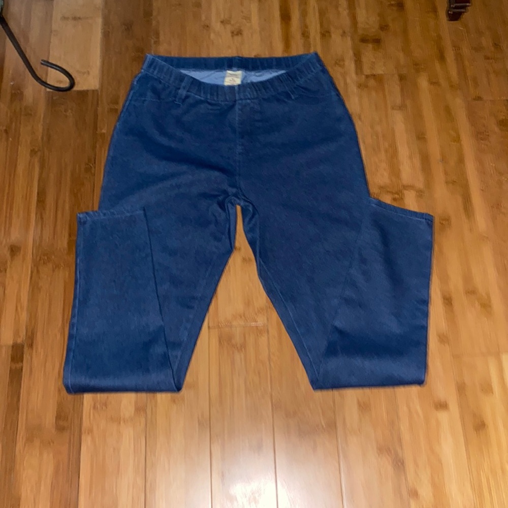 Denim stretch leggings. Size 8-10 medium